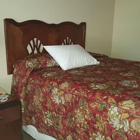 Smokey Point Motor Inn-3