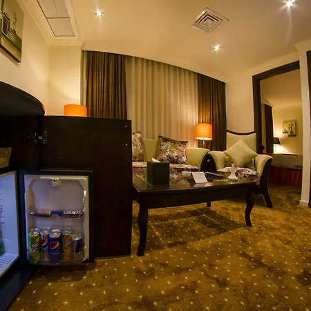 Meneur Hotel-2