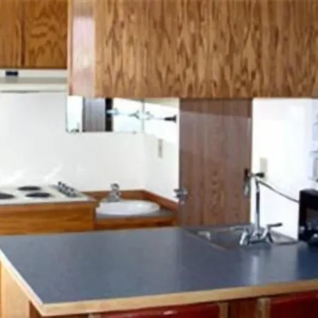 Avenue Motel Wenatchee-3