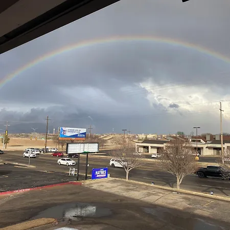 The Executive Inn & Suites-2