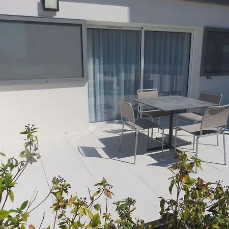 Appart-Hotel Mer & Golf City Bordeaux Bassins A Flot-3