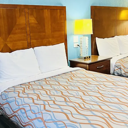 Relax Inn Lawton-2