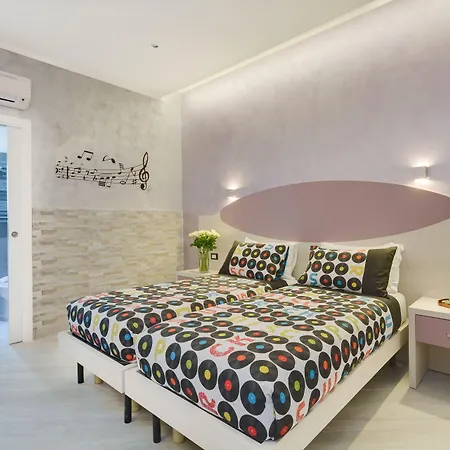 Excellence Suite-3
