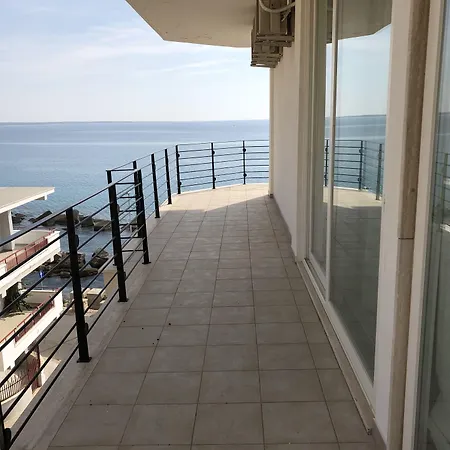 Palace Blu Mare-2