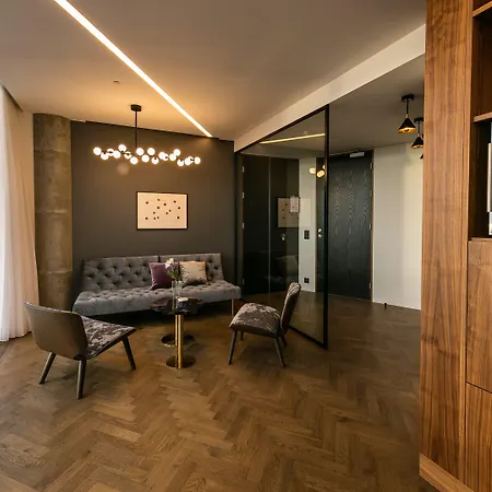 Tower Suites Reykjavik-3