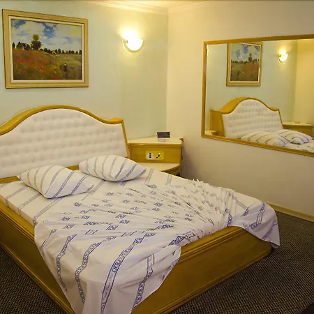 Omega Palace-3