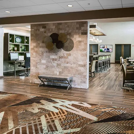 Hampton Inn & Suites-Hudson Wisconsin-3