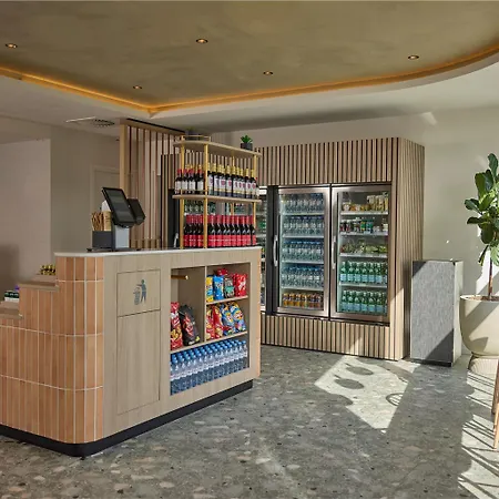 Doubletree By Hilton Rotterdam Centre-3