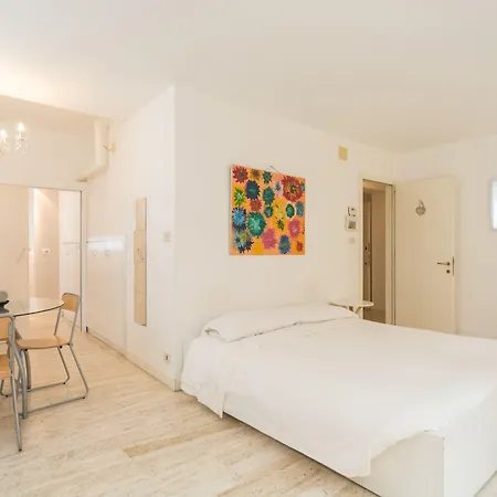 Cristina Rossi Bed&Breakfast-2