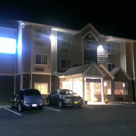 Microtel Inn & Suites By Wyndham Binghamton-3