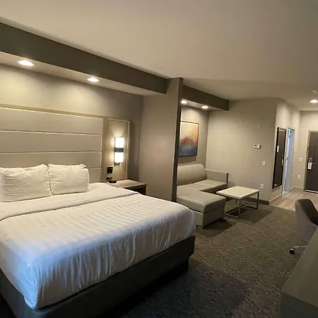Wyndham Garden Katy-2
