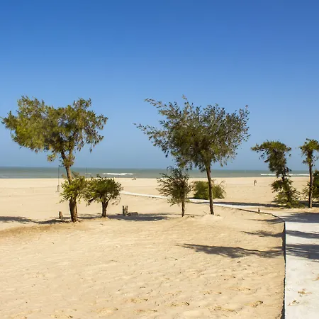 Diamarek Hotel Sur La Plage-2