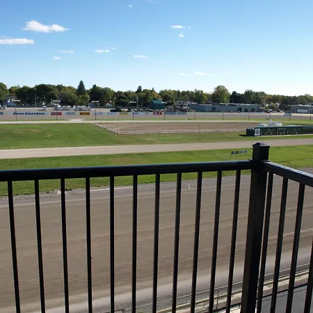 Hotel At Batavia Downs-2