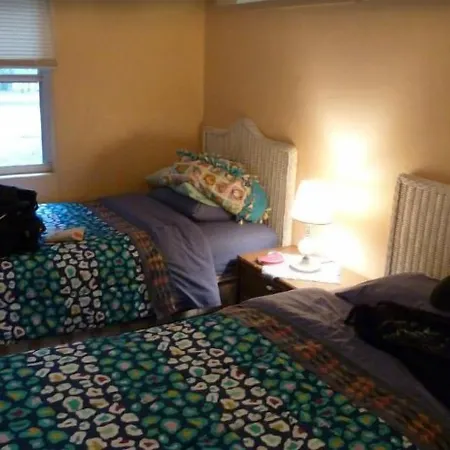Grove City Motel-3