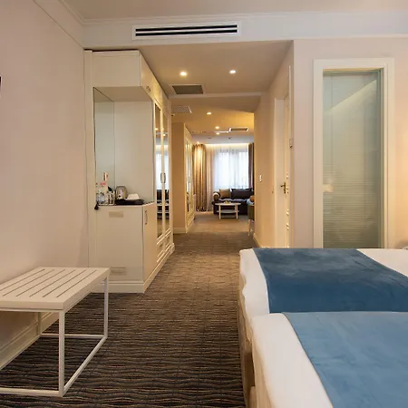 City Avenue Hotel-3