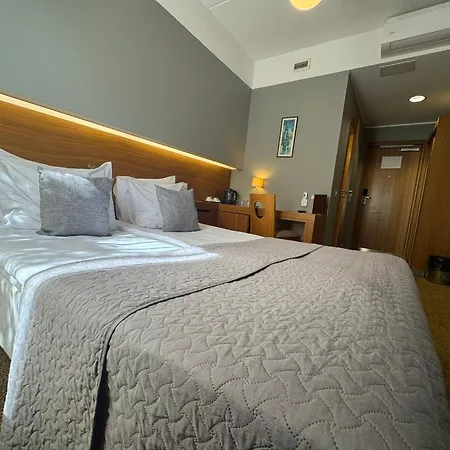 Hotel Bern By Rikas Hotels-3