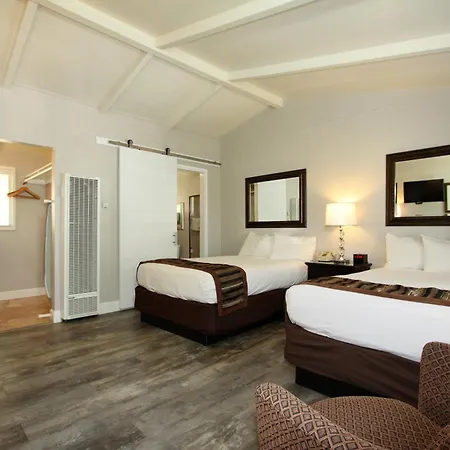 Monterey Peninsula Inn-3
