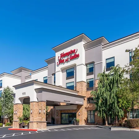 Hampton Inn & Suites Tacoma/Puyallup-2