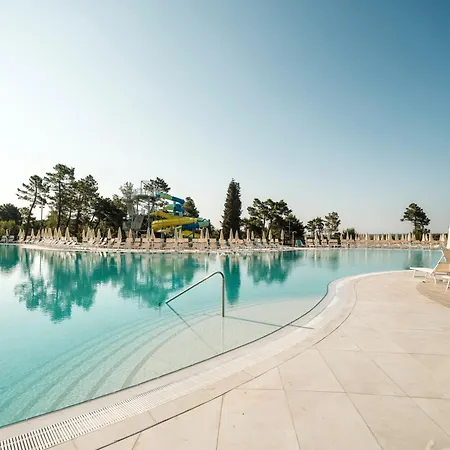 Zaton Holiday Resort Camping Homes-2