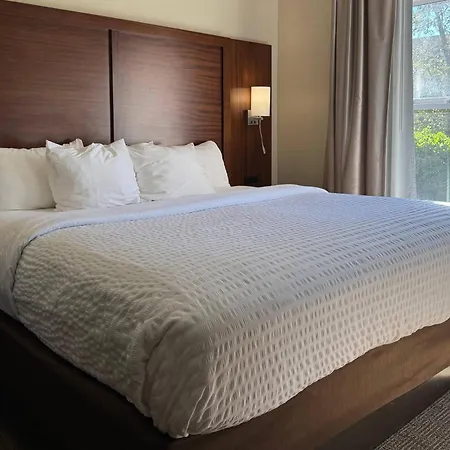 Comfort Suites Vicksburg-2