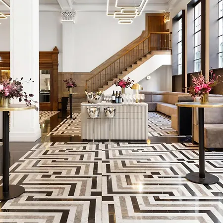 Hilton Melbourne Little Queen Street-3