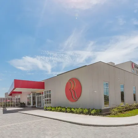 Ramada by Wyndham Campinas Viracopos-3