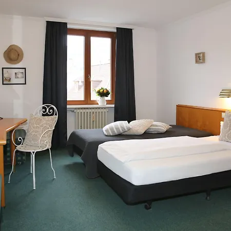 Auerstein Dépendance (ehemals Hotel Etab am Klinikum)-2