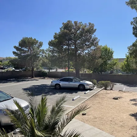 Palms Inn & Suites-2