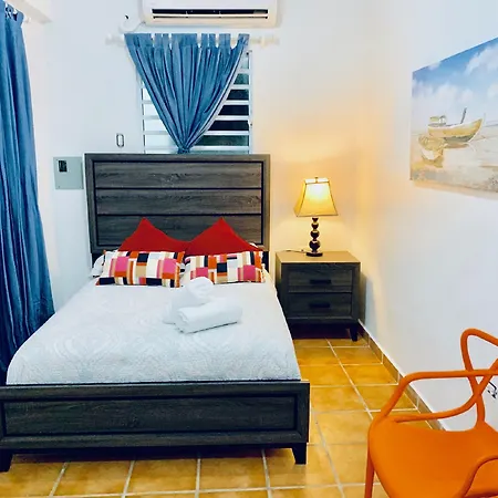 Discovery Inn & Suites At 681 Ocean Drive-2