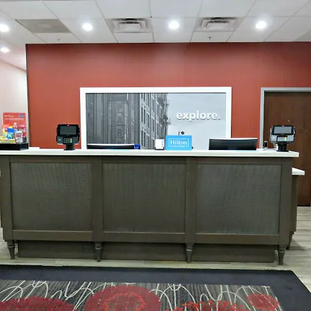 Hampton Inn By Hilton Detroit Dearborn, Mi-3