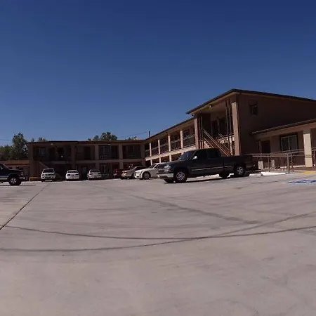 Executive Inn Mojave-3