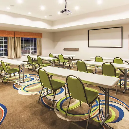 La Quinta By Wyndham St. Paul-Woodbury-3