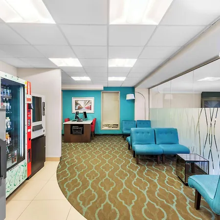 Best Western Plus Hotel Montreal-3