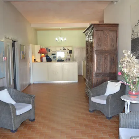 Hotel Cyrnea-2