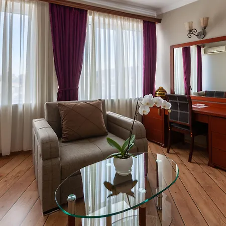 Penthouse Hotel-3