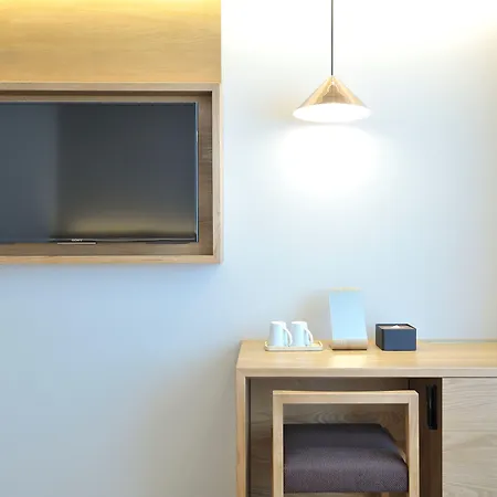 hotel androoms Osaka Hommachi-3