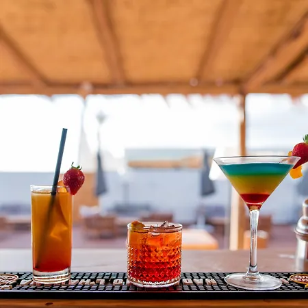 Cumeja Beach Club & Hotel-2