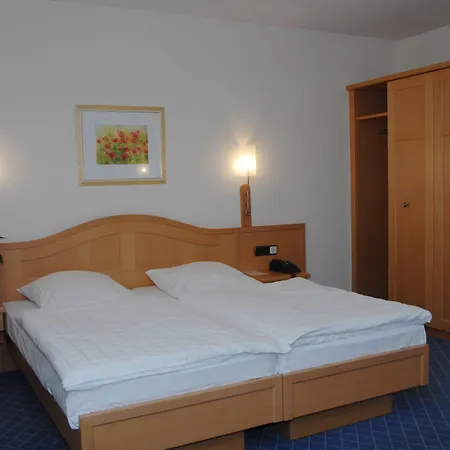 Hotel Zur Eich-3