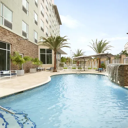 Four Points By Sheraton Miami Airport-2
