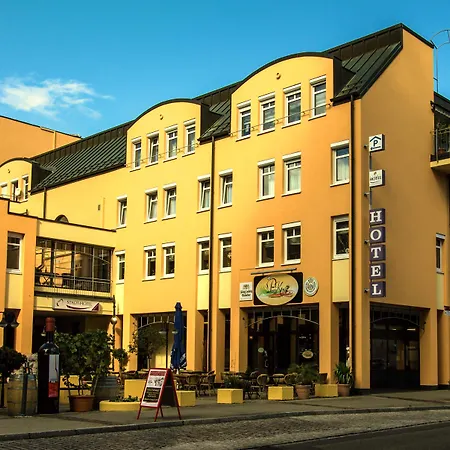 STADT Hotel Lörrach-3