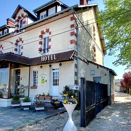 Logis Hôtels Restaurant Le Dauphin-3