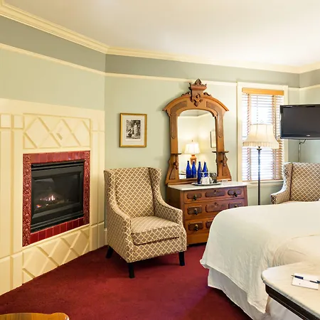 Brass Key Guesthouse Adults Only-3