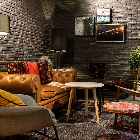 Laz' Hotel Spa Urbain Paris-3