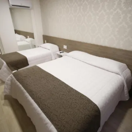Holiday&Business Hotel - Em frente ao Centro de Eventos e Arena Conda-3