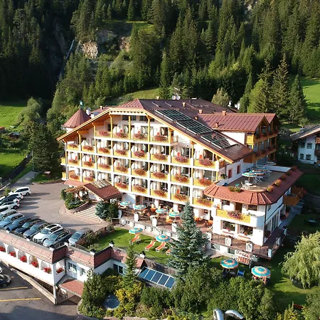 Hotel Cesa Tyrol-2