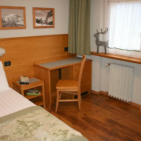 Hotel Larice Bianco-3