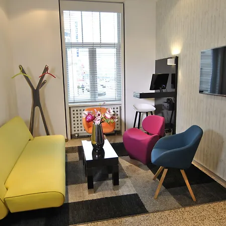 Hotel Cristall - Frankfurt City-2