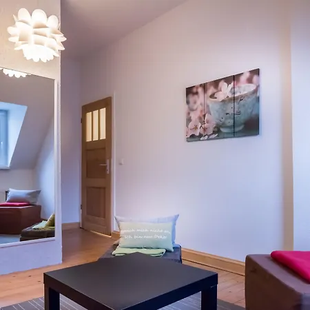 Dingdong Koblenz - City Apartments-2