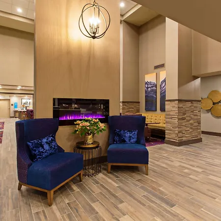 Hampton Inn & Suites Leavenworth-2