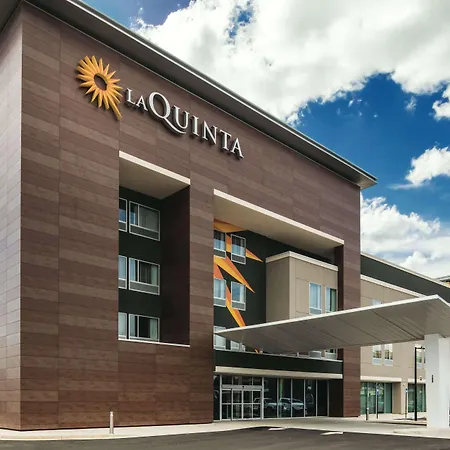 La Quinta Inn & Suites By Wyndham Atlanta South - Mcdonough-3